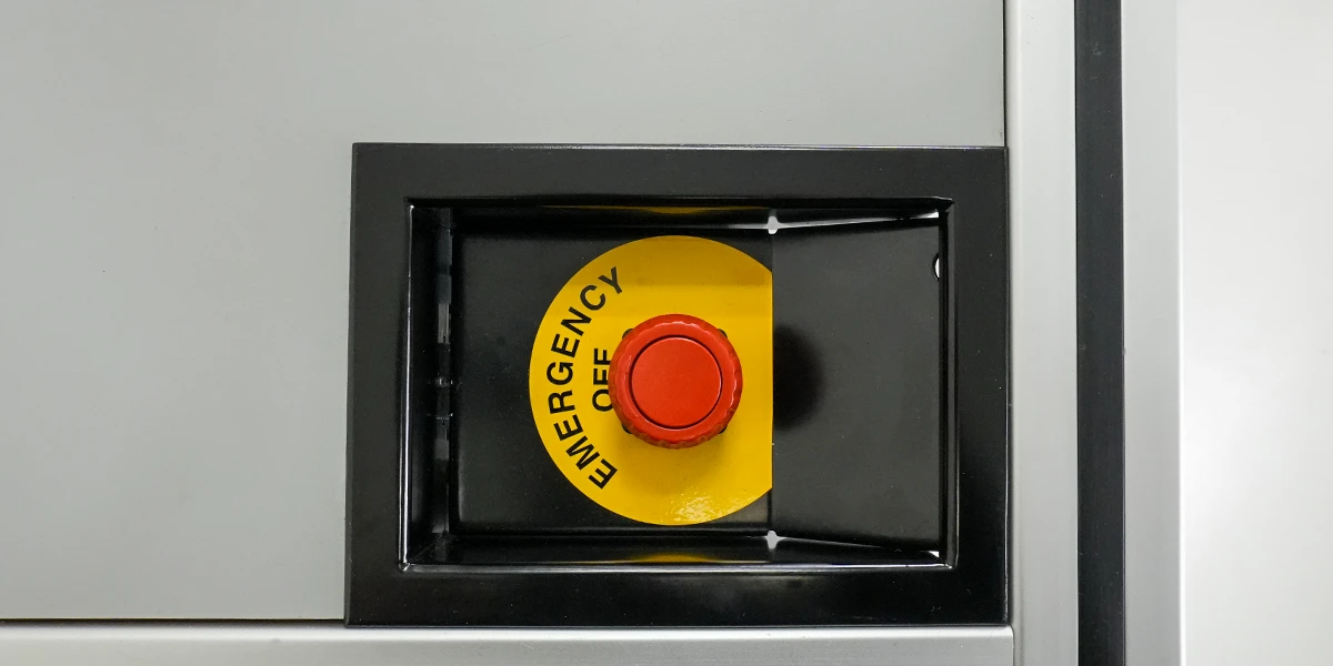 stop button Z1890 Emergency off button on a Z1890 Test System