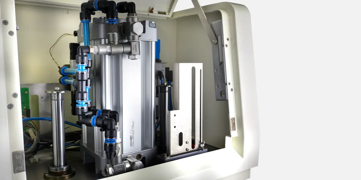 Internals of a TRI Test System which has been refurbished by Forwessun.